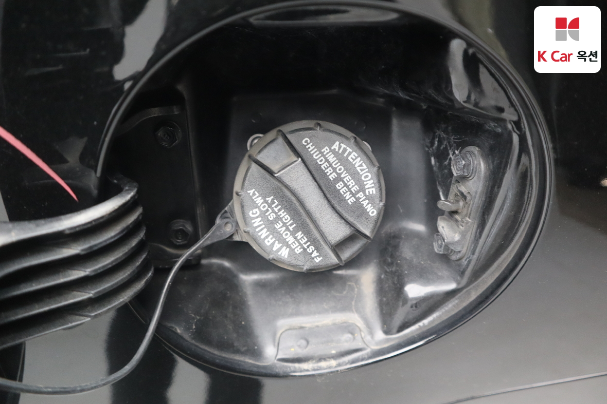 Kia K7 2013 - Image 24