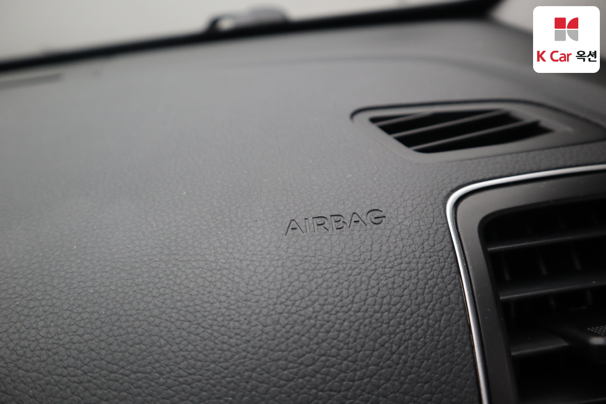 Kia K7 2013 - Image 30