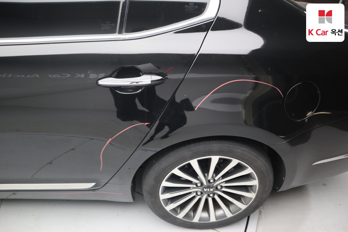 Kia K7 2013 - Image 39