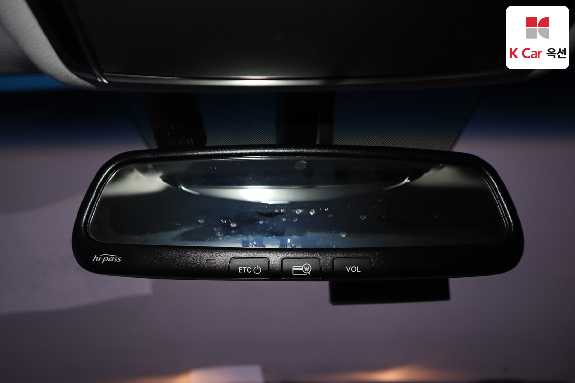 Hyundai AZERA 2015 - Image 12