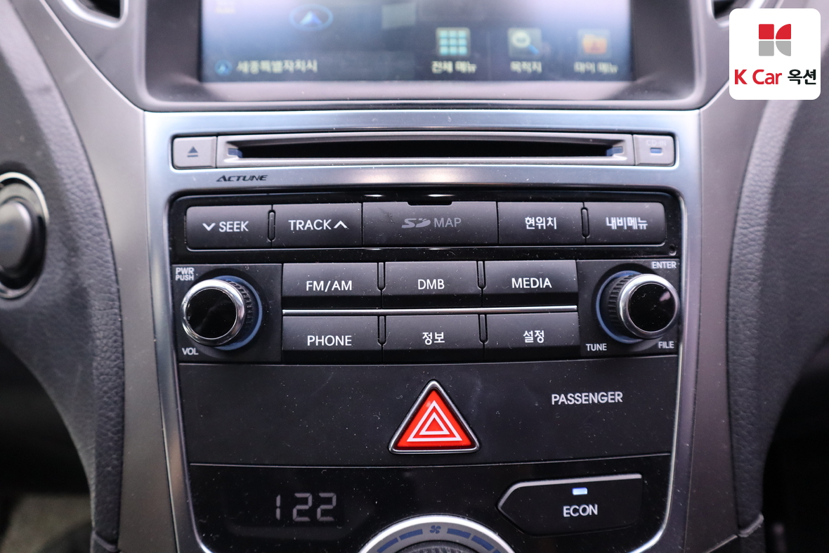Hyundai AZERA 2015 - Image 14