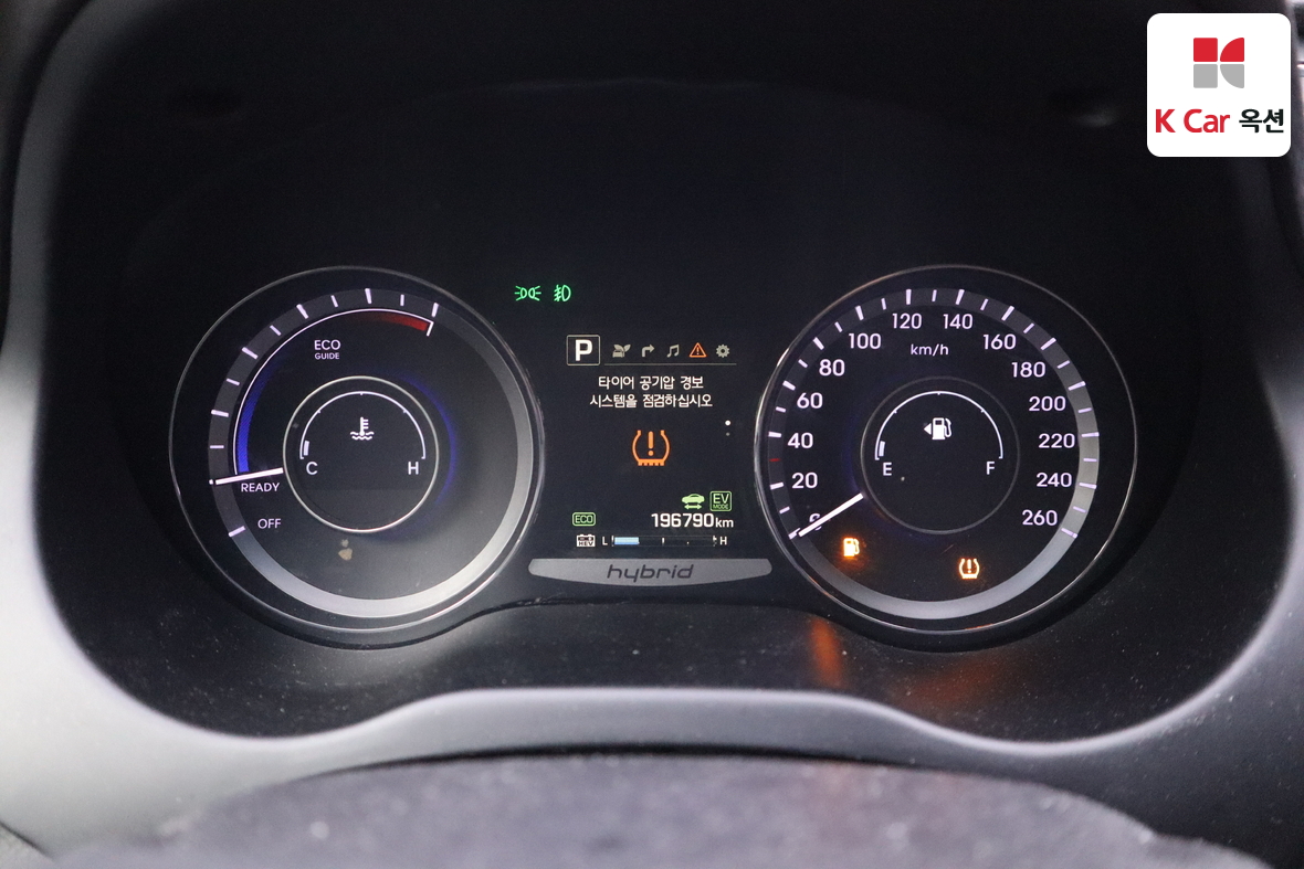 Hyundai AZERA 2015 - Image 5