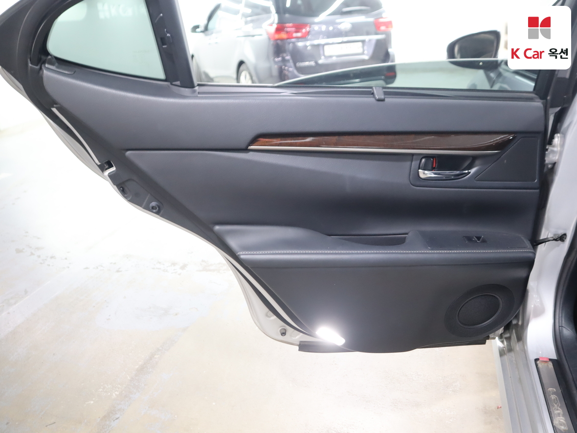 Lexus Other - 24