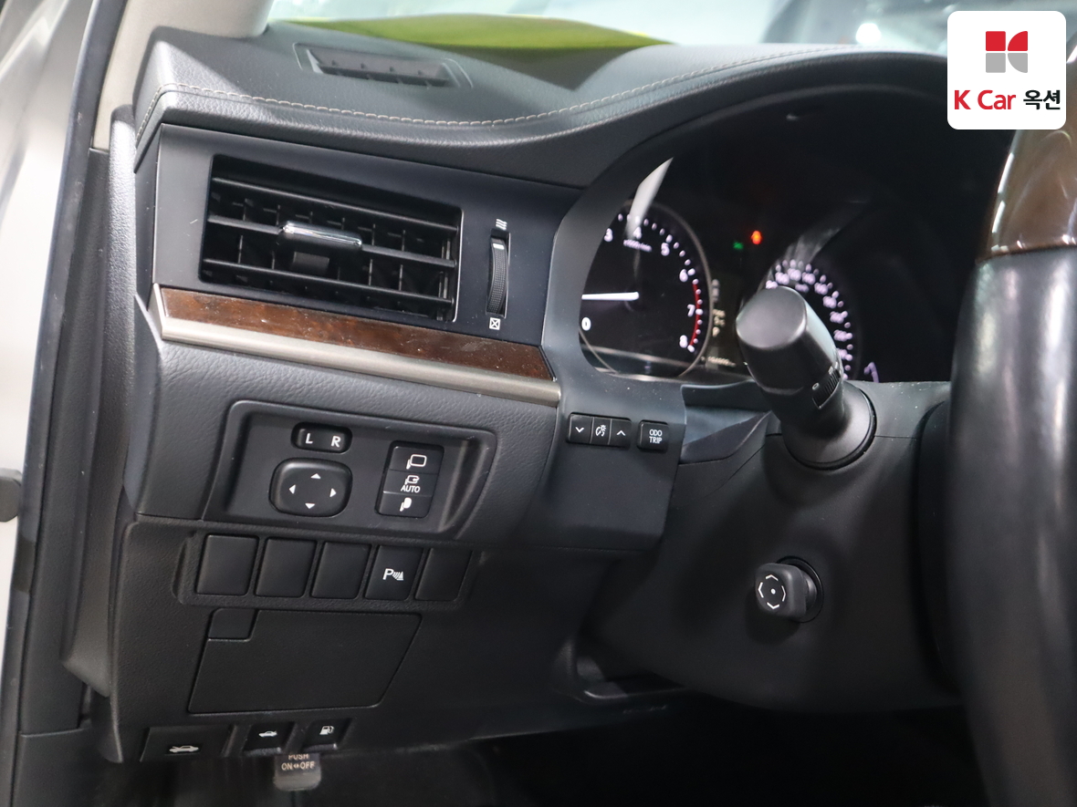 Lexus Other - 9