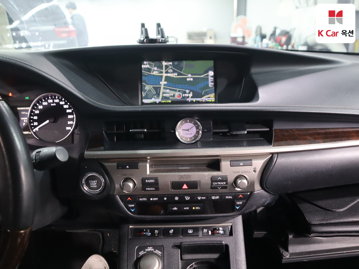 Lexus Other - 6
