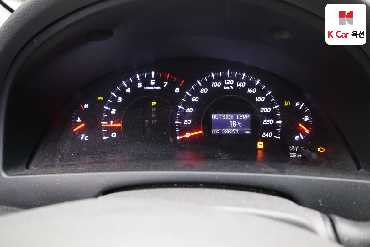 Toyota Camry - 5