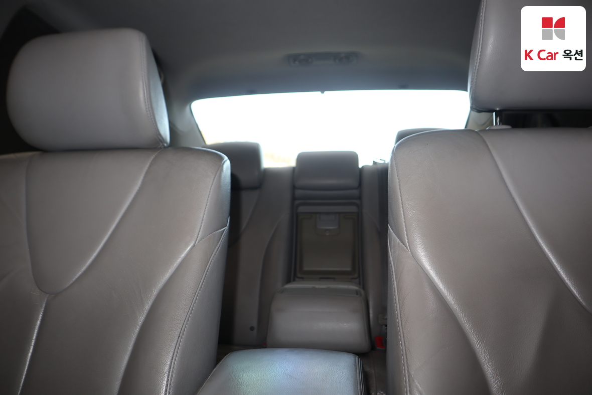 Toyota Camry - 18
