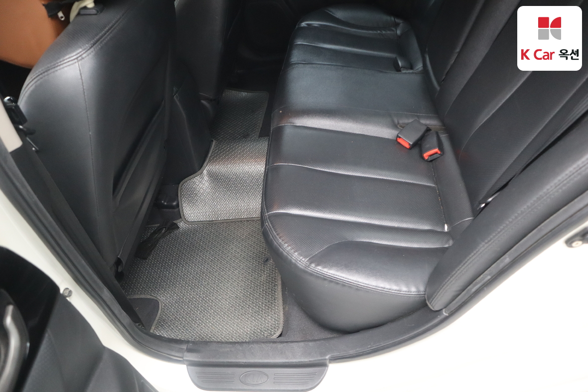 Kia Lotze 2009 - Image 22