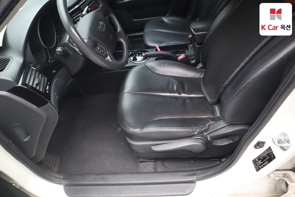 Kia Lotze 2009 - Image 19