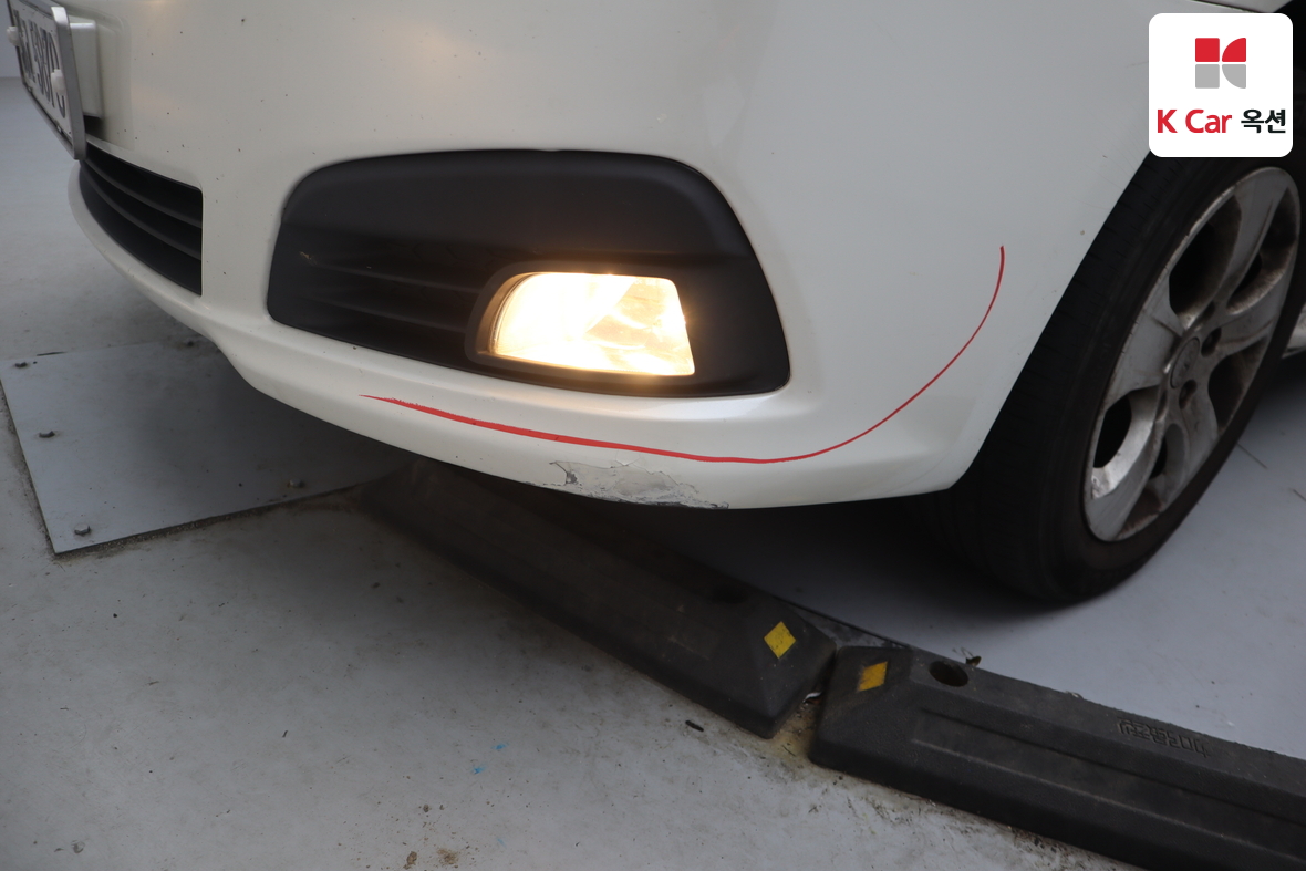 Kia Lotze 2009 - Image 38