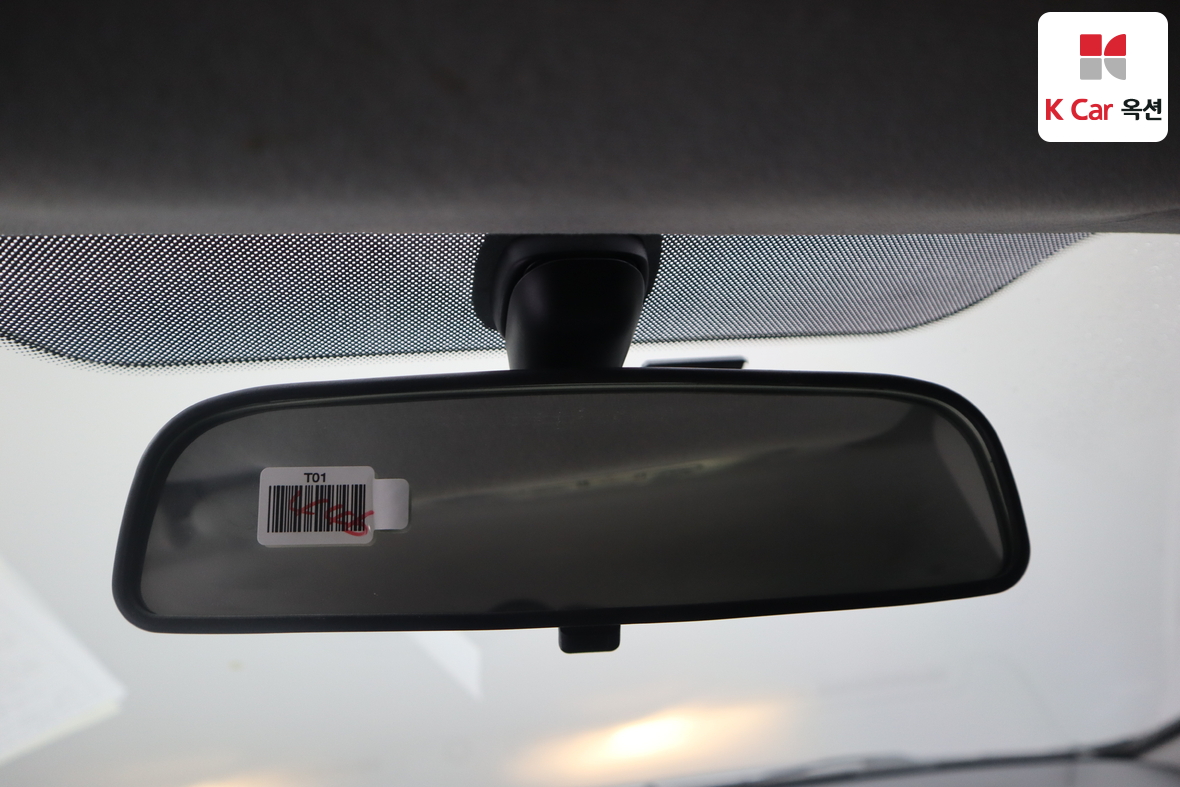 هيونداي جراند ستاريكس 2017 - صورة 12