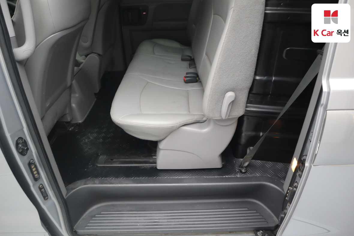 هيونداي جراند ستاريكس 2017 - صورة 20