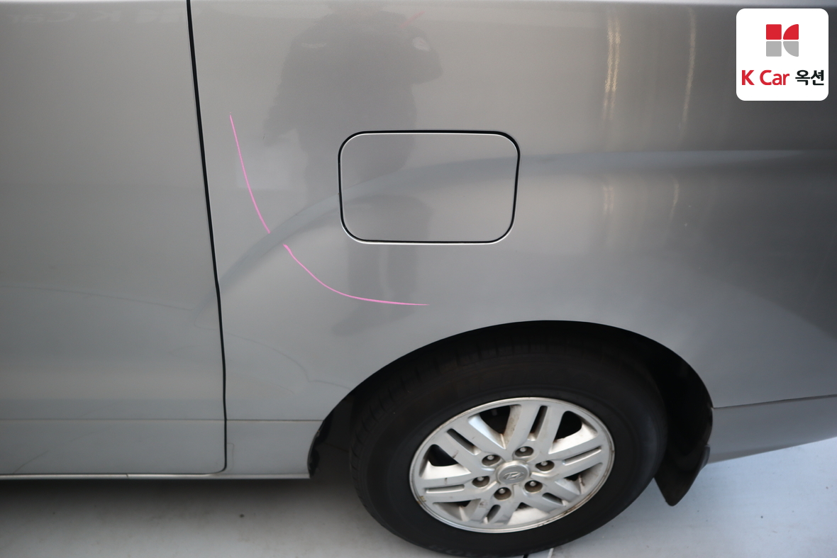 هيونداي جراند ستاريكس 2017 - صورة 35