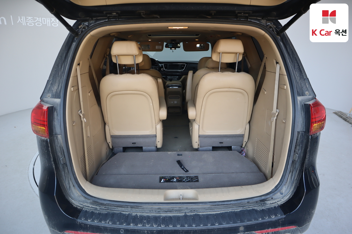 Kia New Carnival 2018 - Image 30