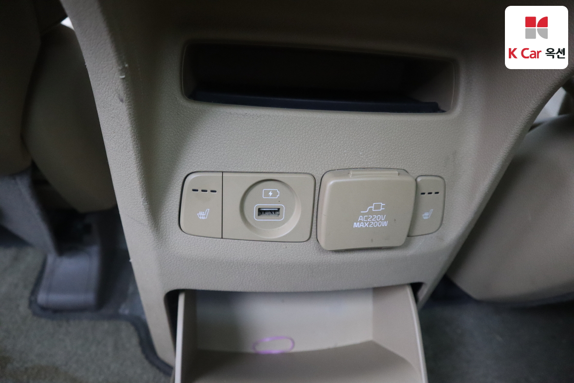 Kia New Carnival 2018 - Image 25