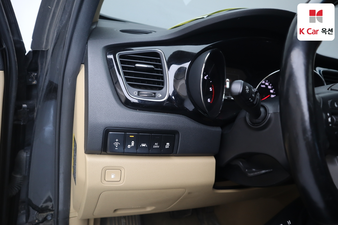 Kia New Carnival 2018 - Image 9