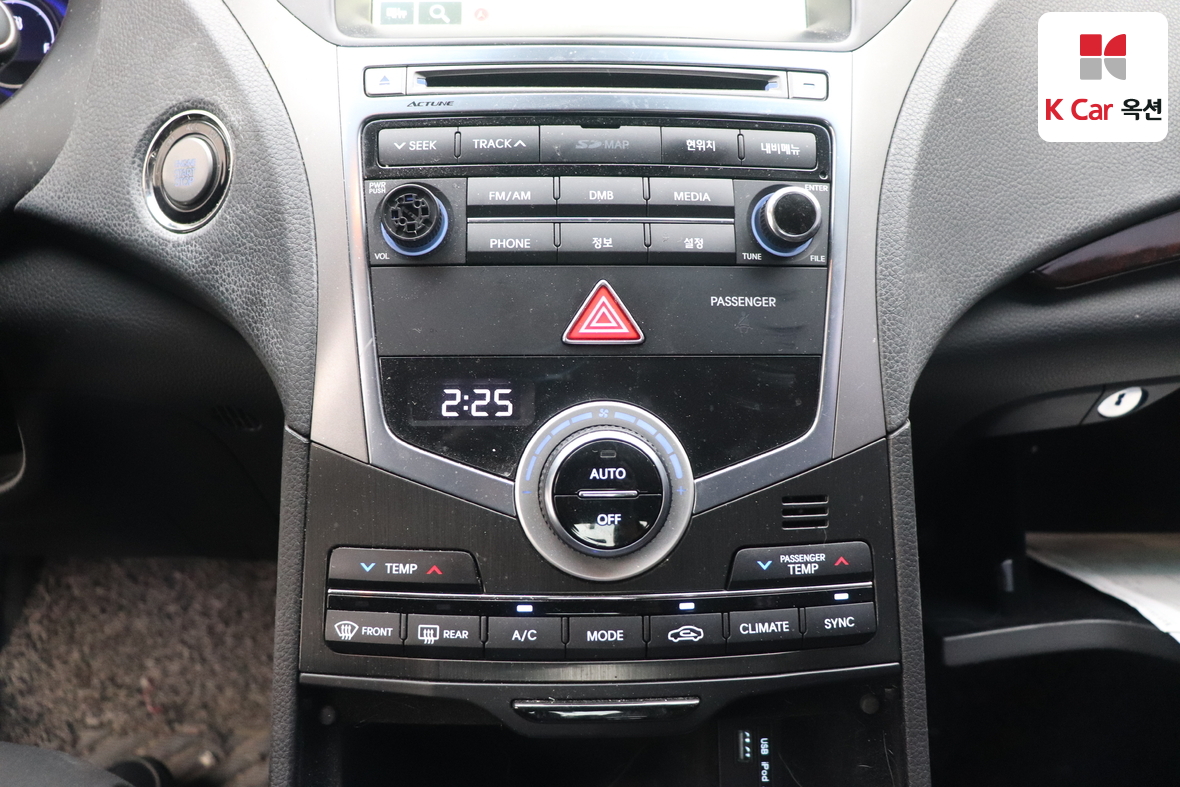 Hyundai AZERA 2016 - Image 14