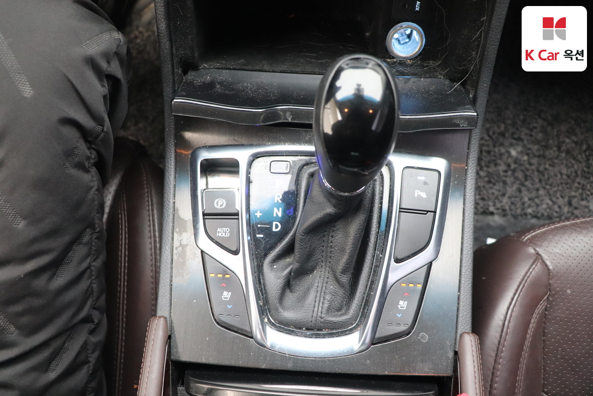 Hyundai AZERA 2016 - Image 15