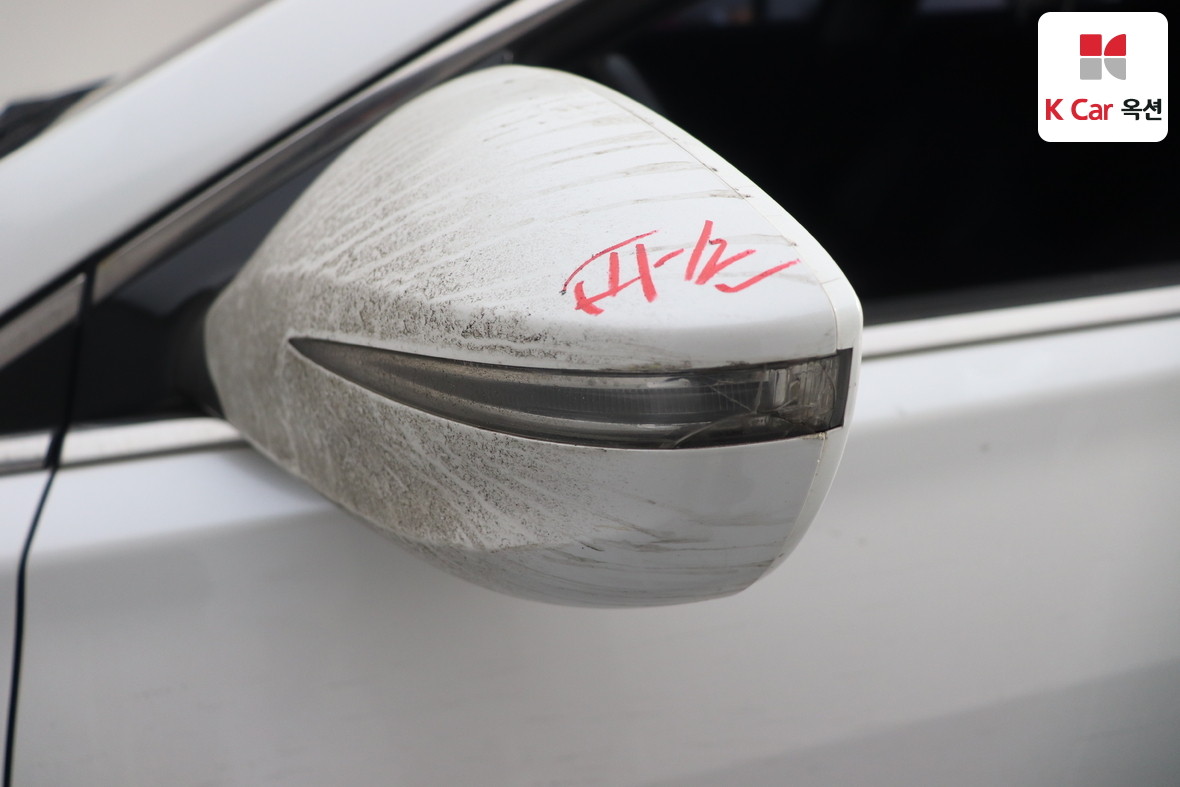 Hyundai AZERA 2016 - Image 38