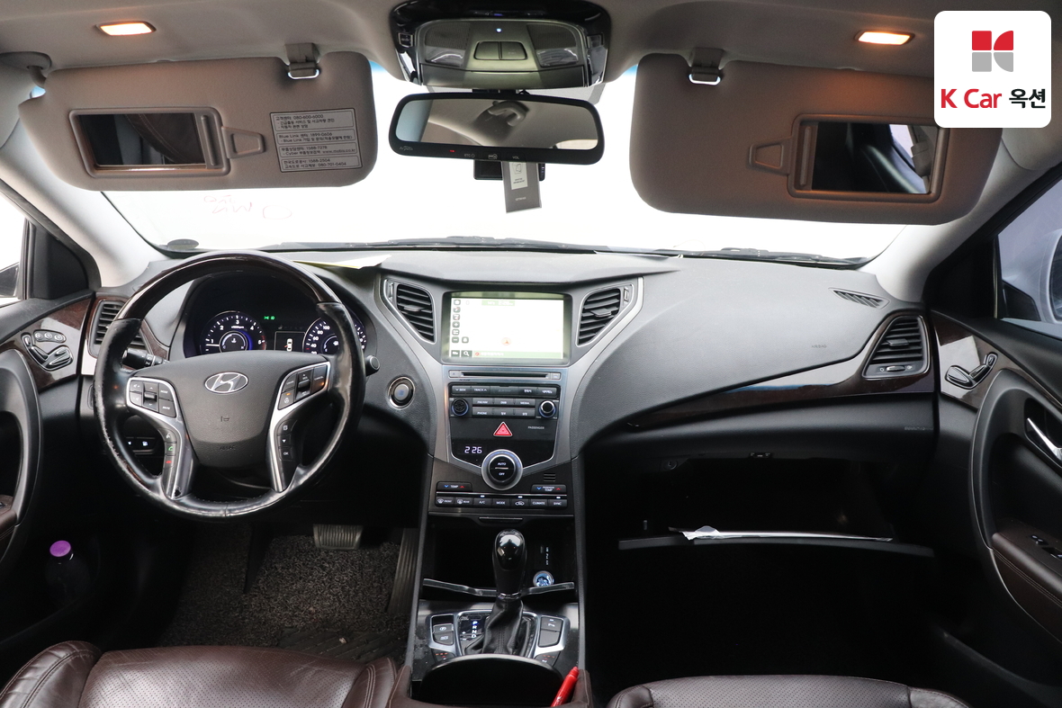 Hyundai AZERA 2016 - Image 3
