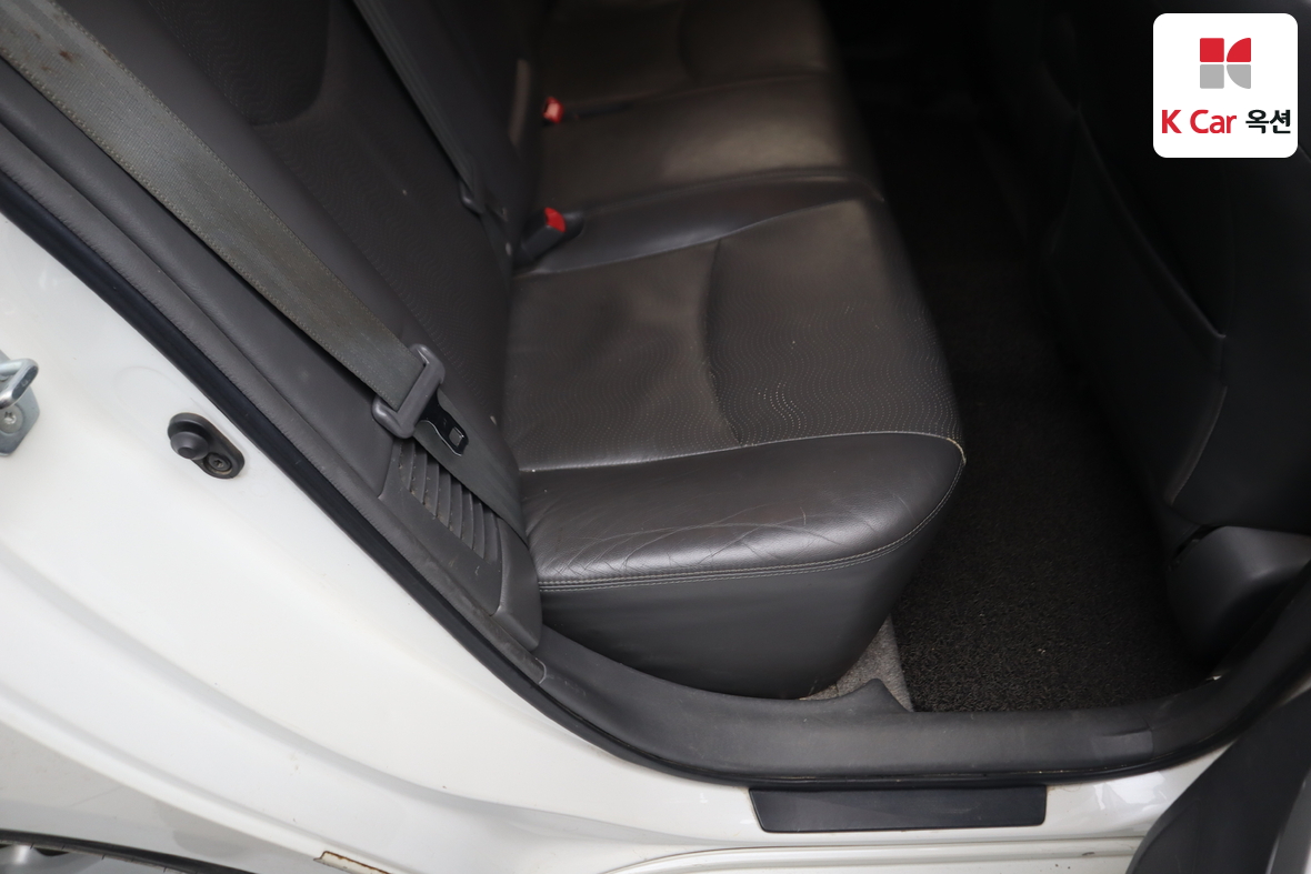 TOYOTA 프리우스 - 26