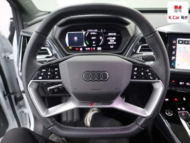 2025 - audi q4