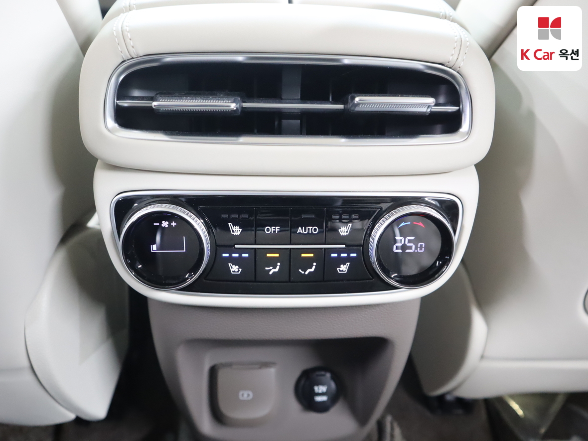 جينيسيس GV80 2023 - صورة 28