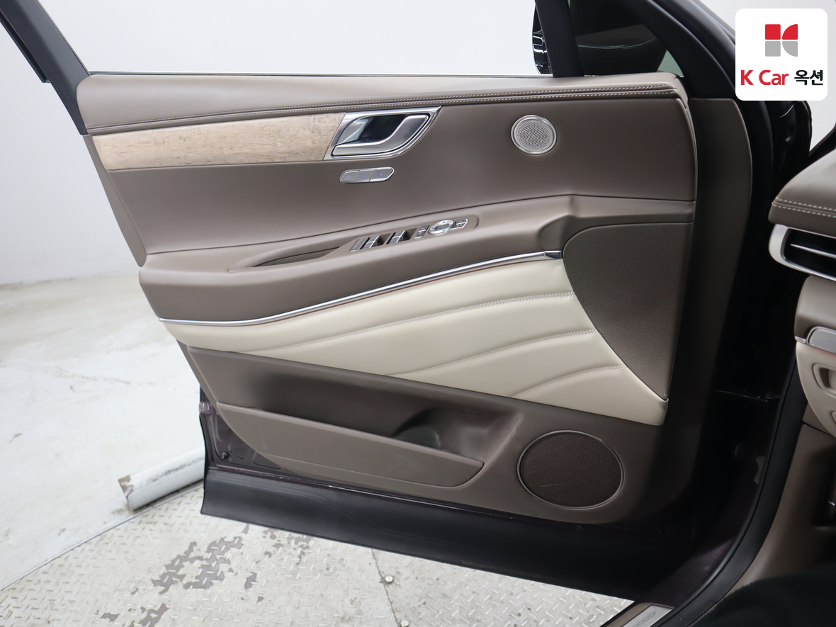 جينيسيس GV80 2023 - صورة 9