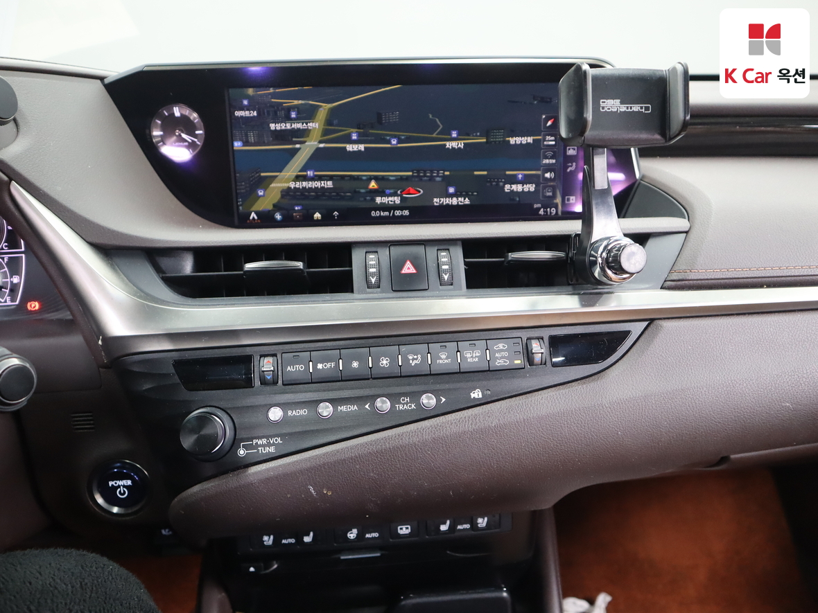 Lexus Other - 6