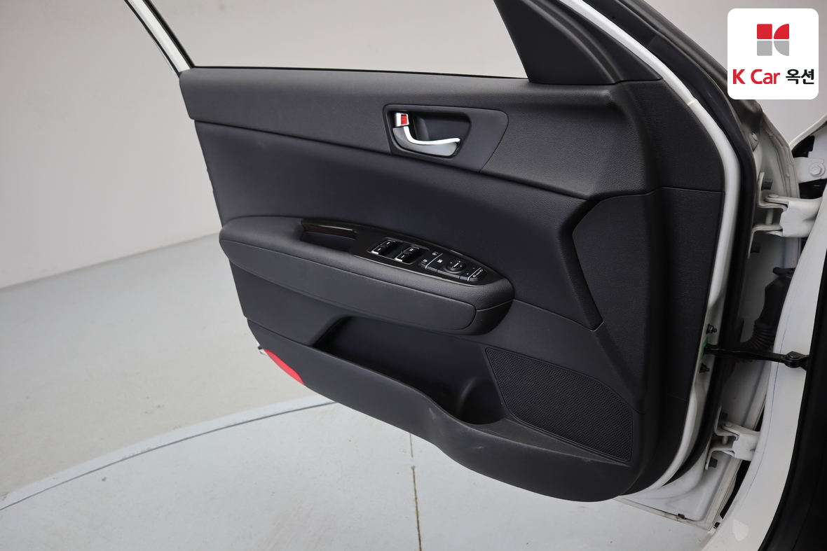 Kia K5 2016 - Image 8