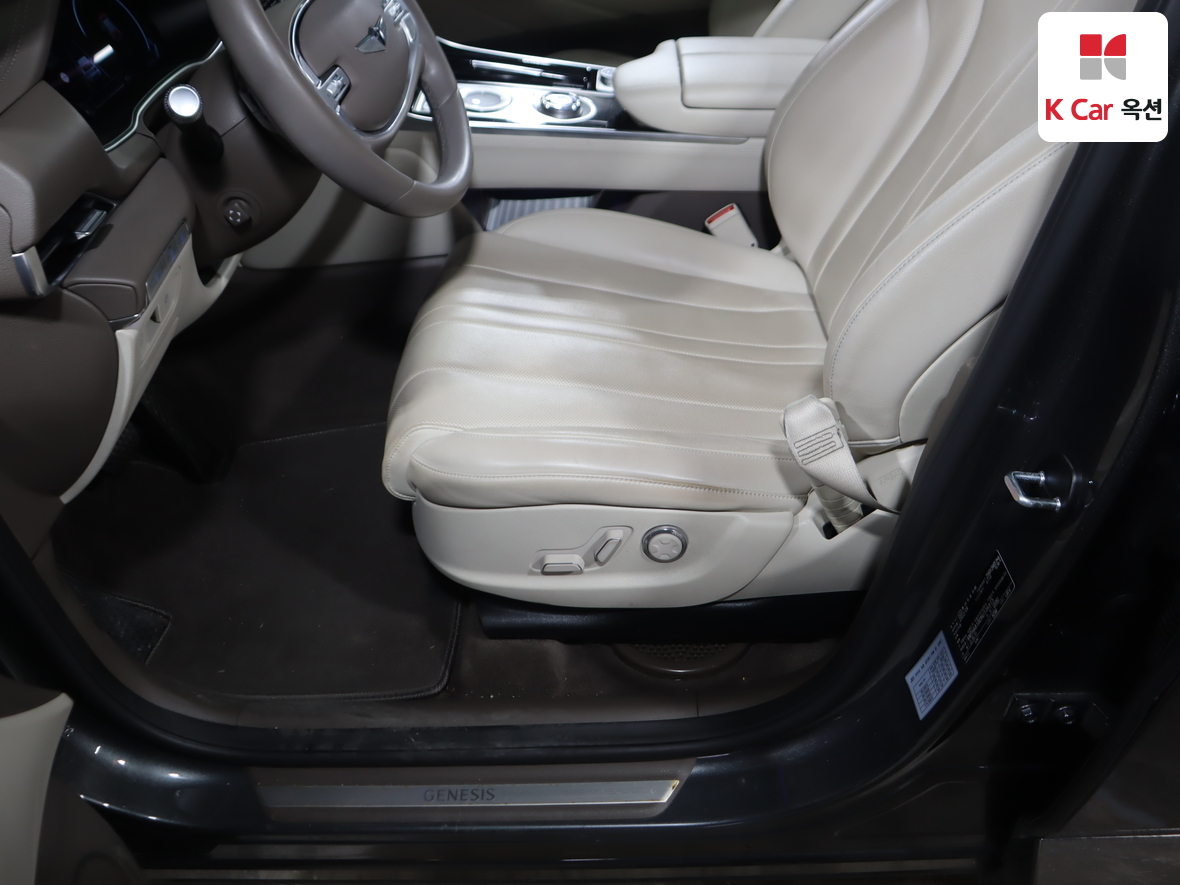 جينيسيس GV80 2022 - صورة 18