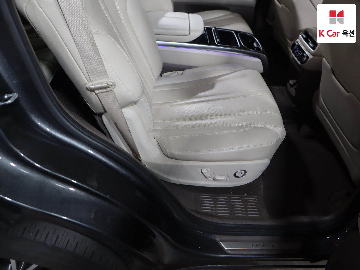 جينيسيس GV80 2022 - صورة 30