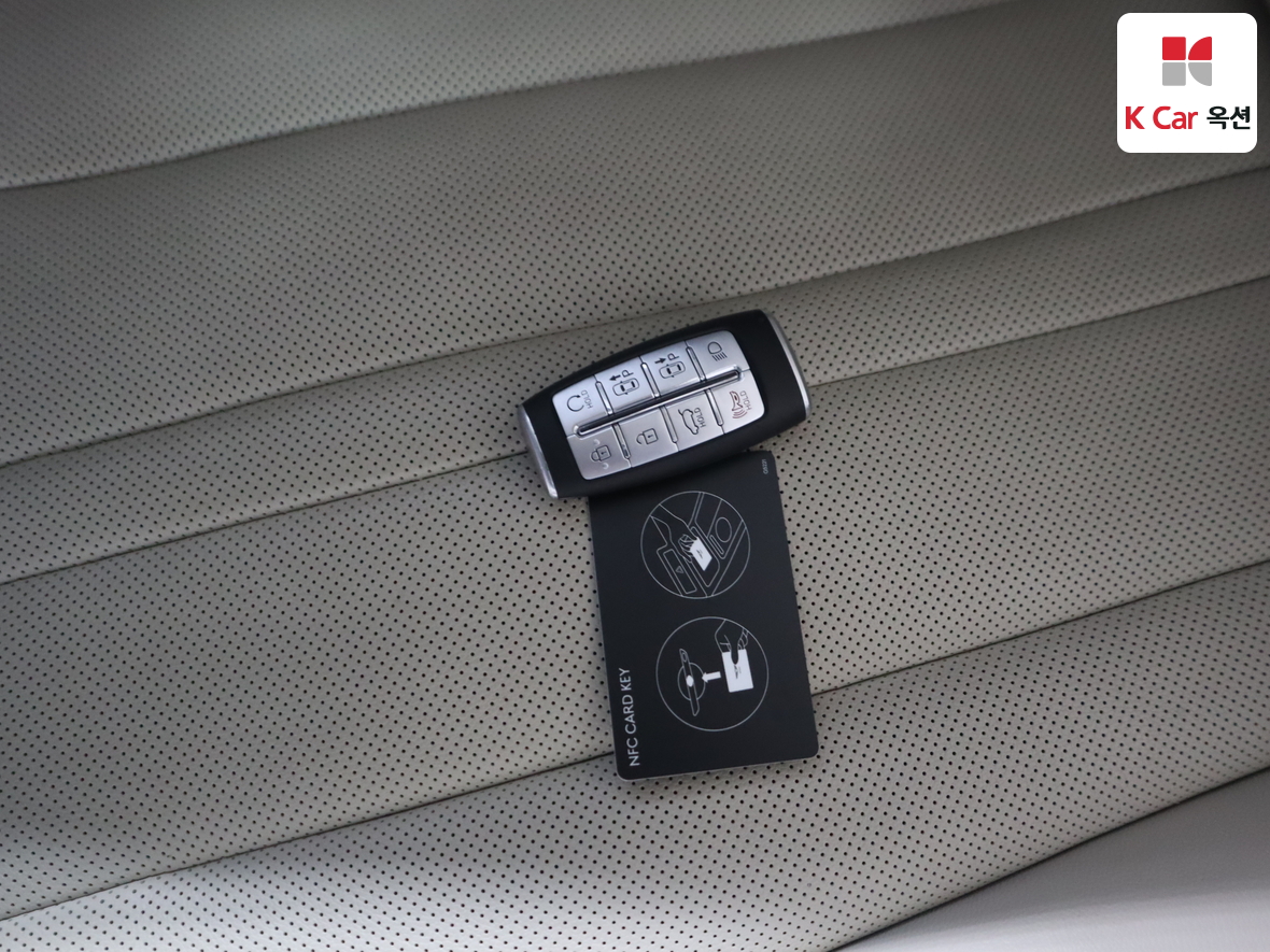 جينيسيس GV80 2022 - صورة 17