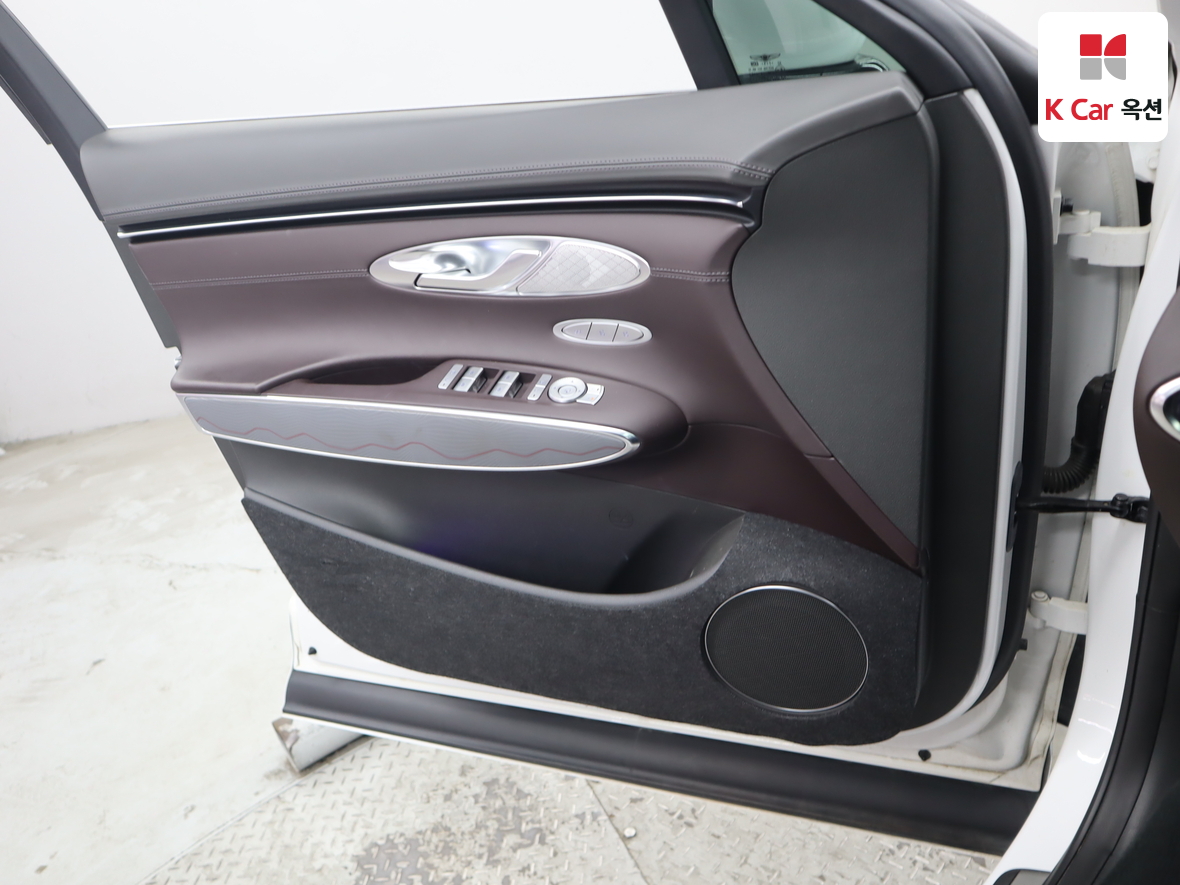 Genesis GV70 - 8