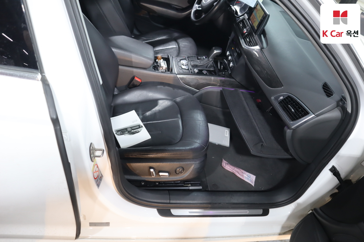Audi A6 - 32