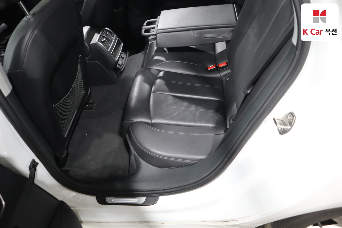 Audi A6 - 25