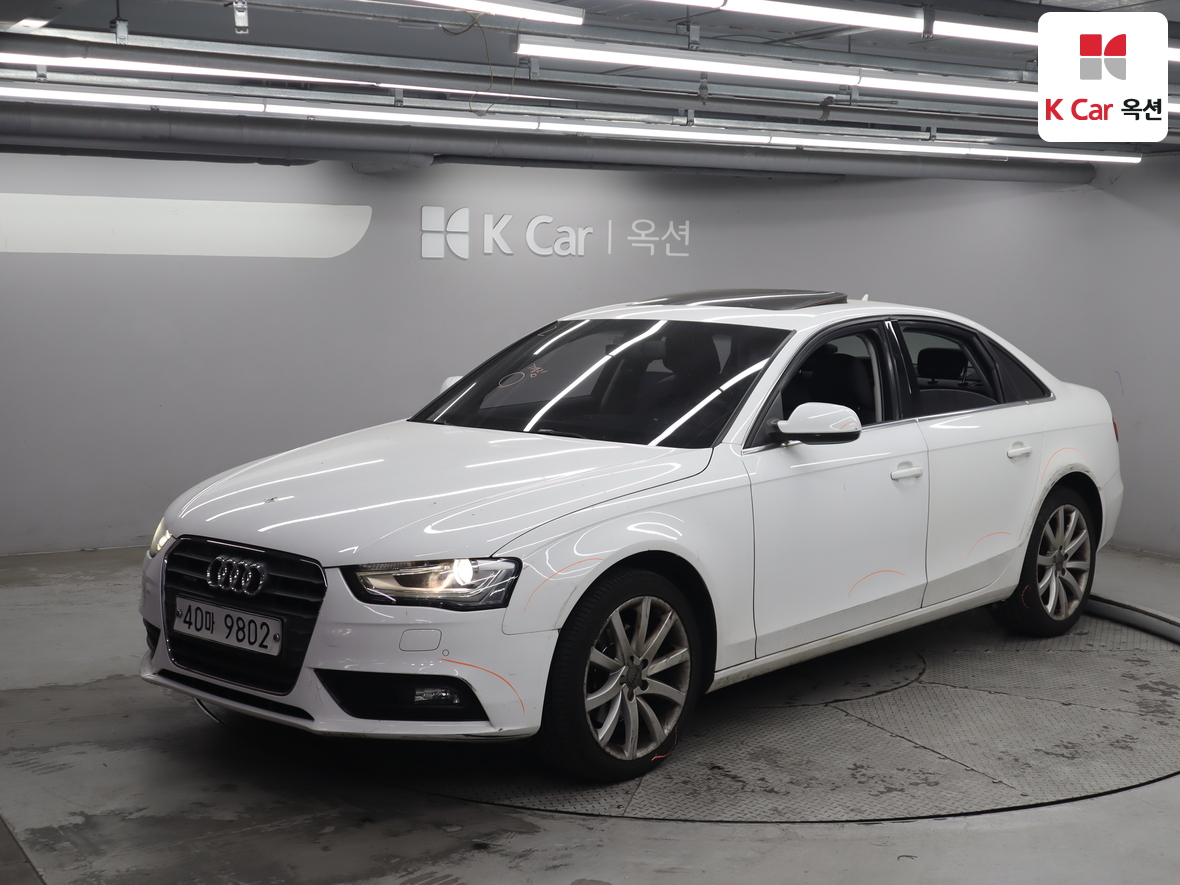 Audi A4 - 1