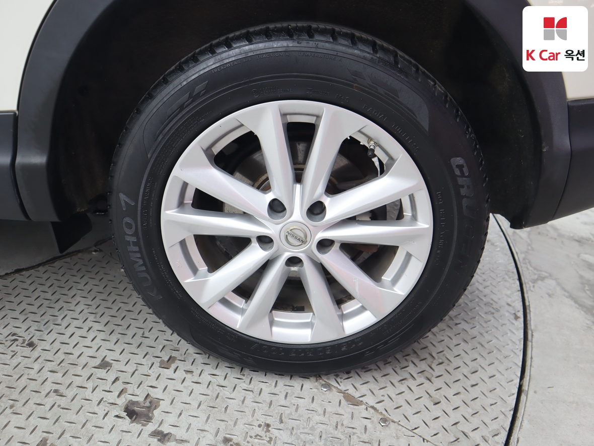 Nissan Qashqai - 48