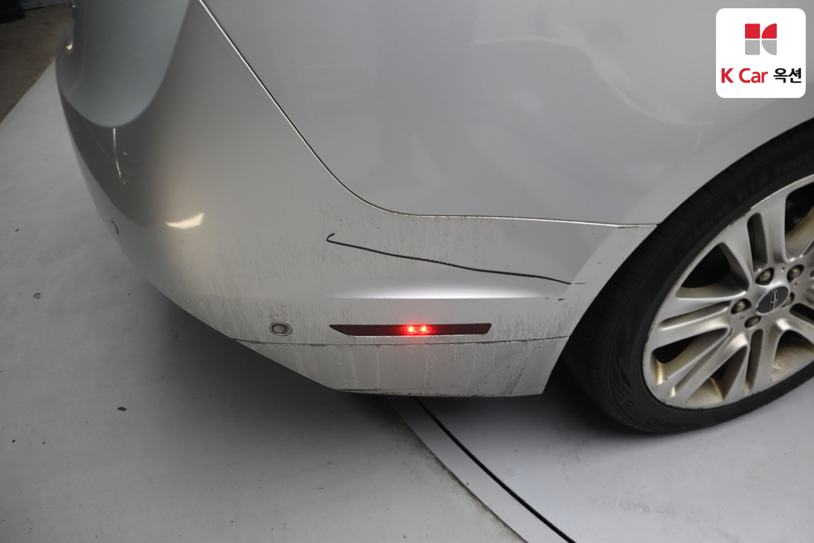 Lincoln MKZ 2014 - Image 35