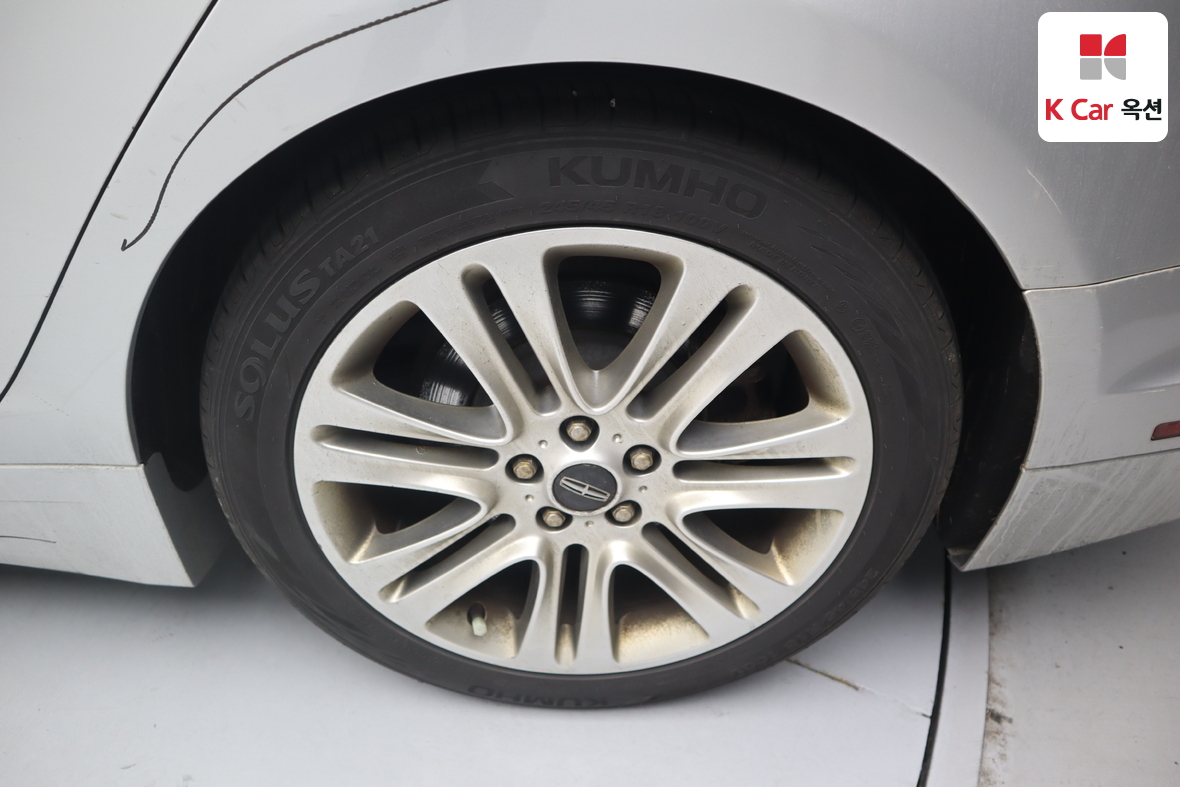 Lincoln MKZ 2014 - Image 48