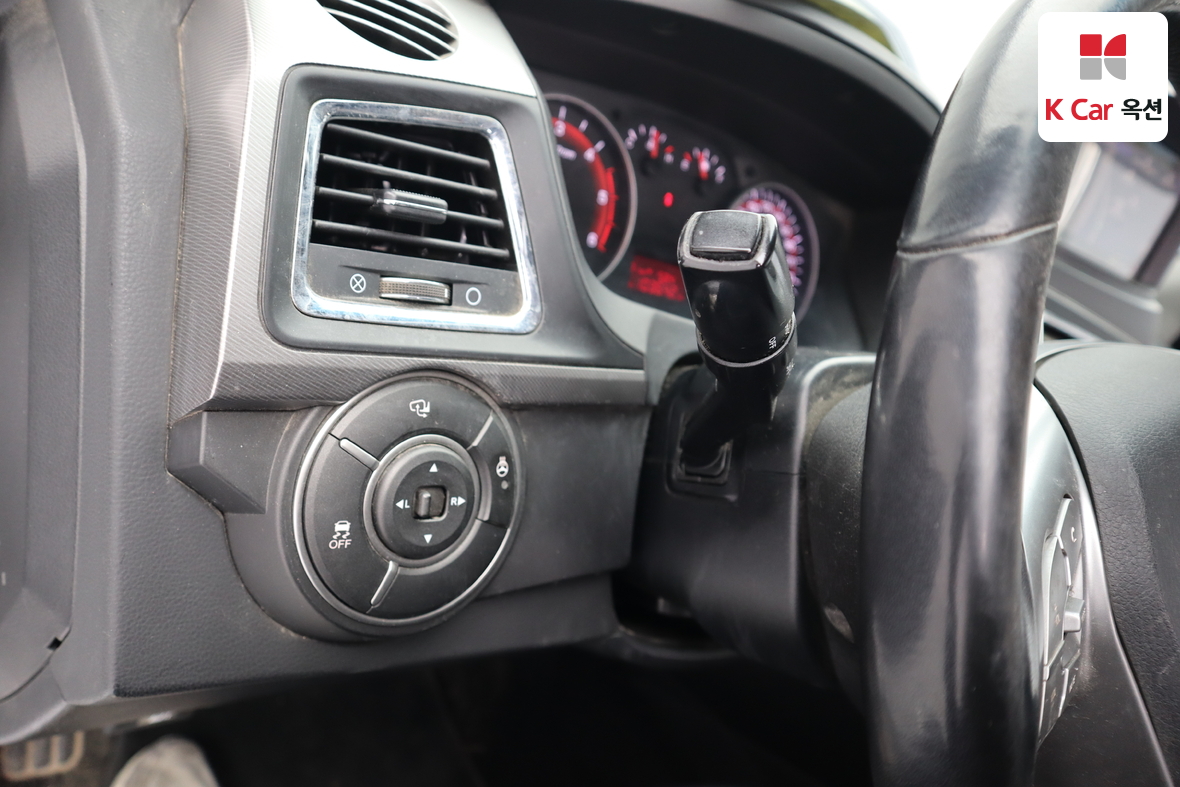 KG Mobility Korando Sports - 9