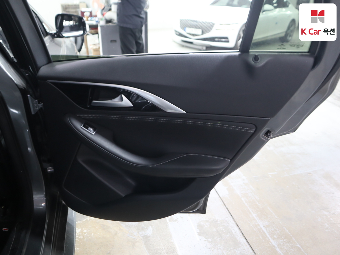 INFINITI Q30 - 30