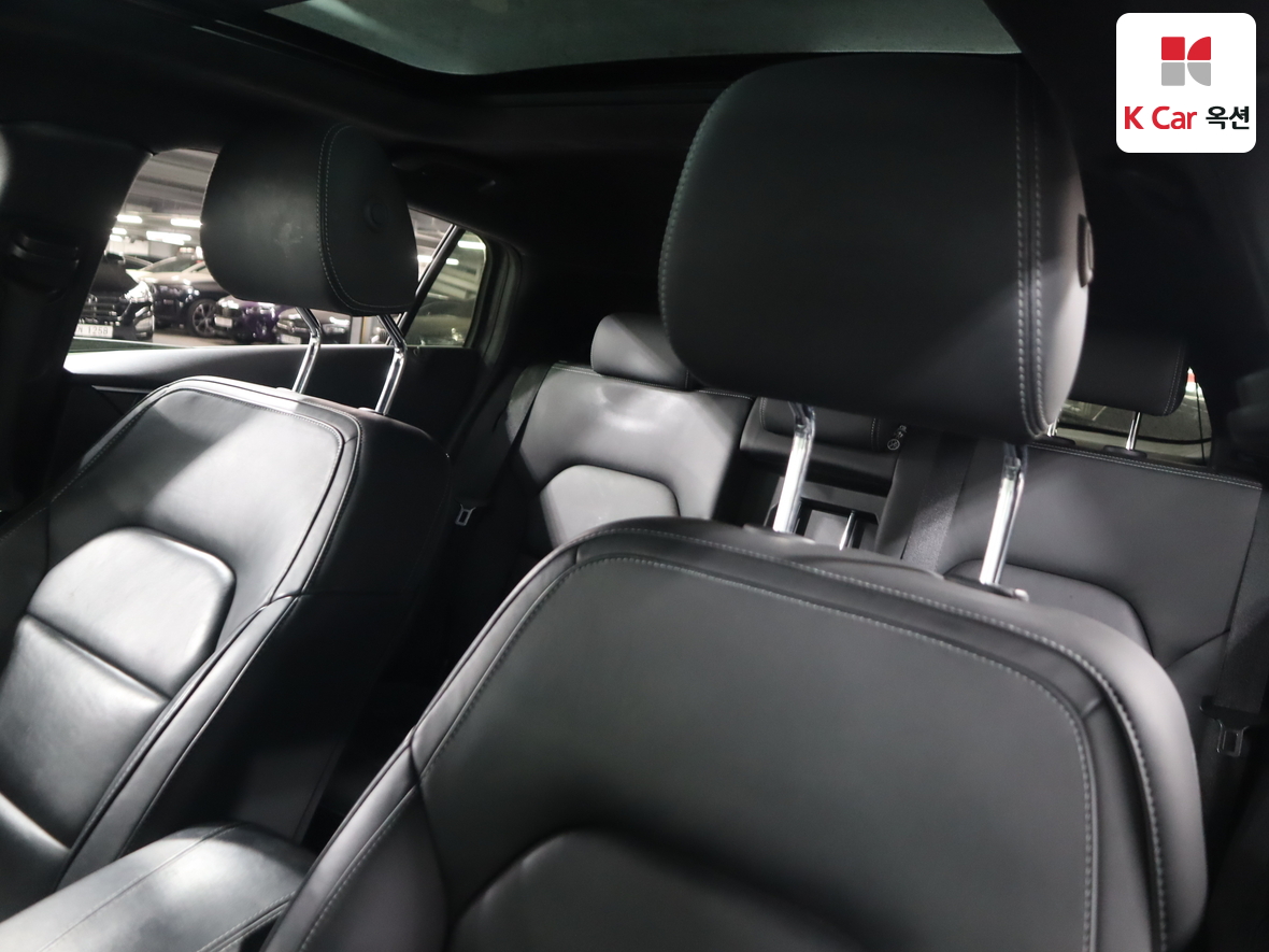 INFINITI Q30 - 20