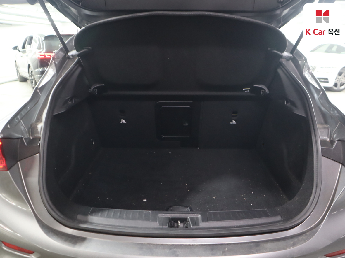 INFINITI Q30 - 28