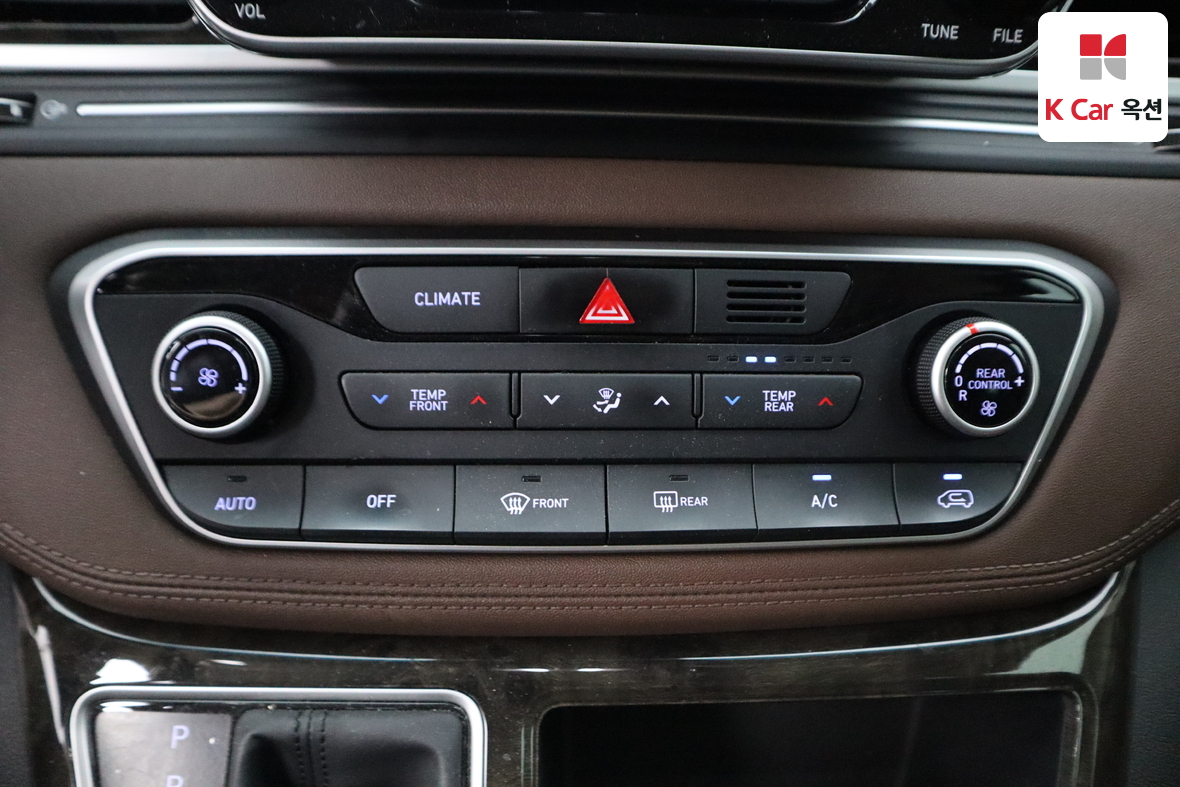 Hyundai Grand Starex 2019 - Image 14