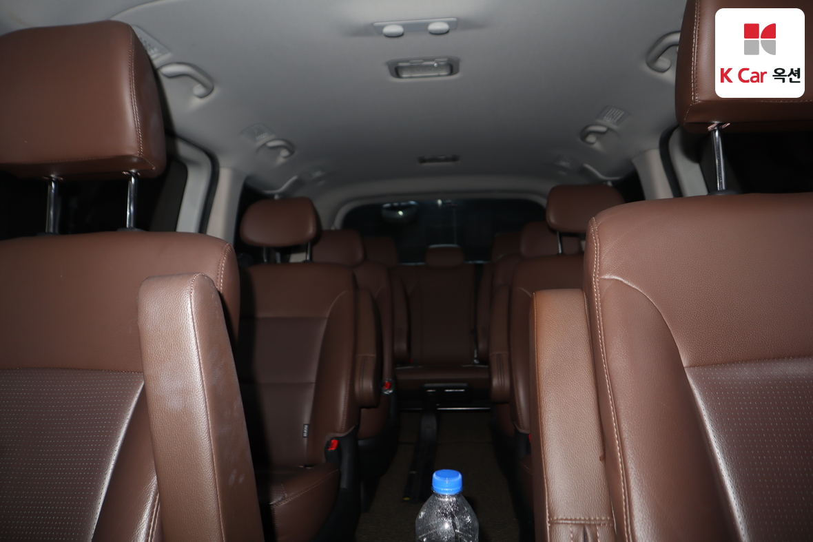 Hyundai Grand Starex 2019 - Image 18