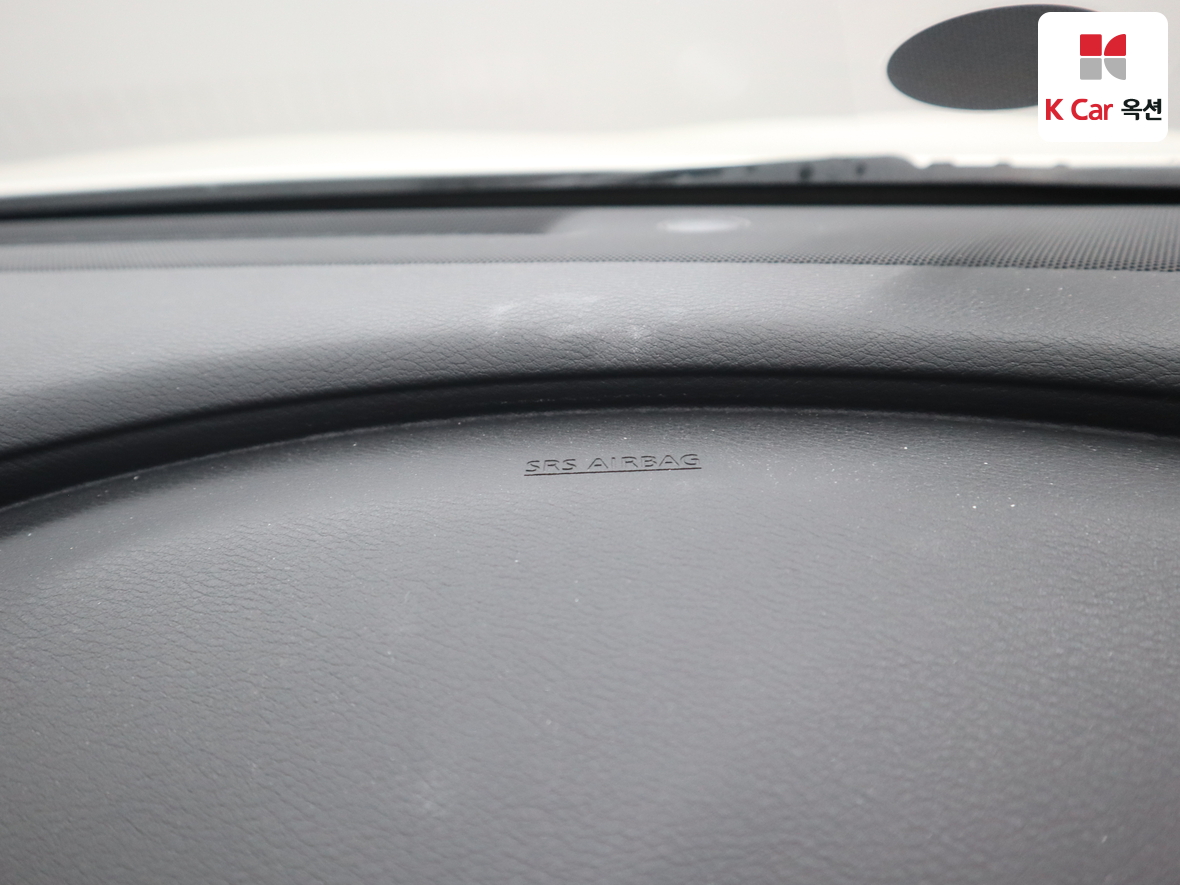 Infiniti Q50 - 32