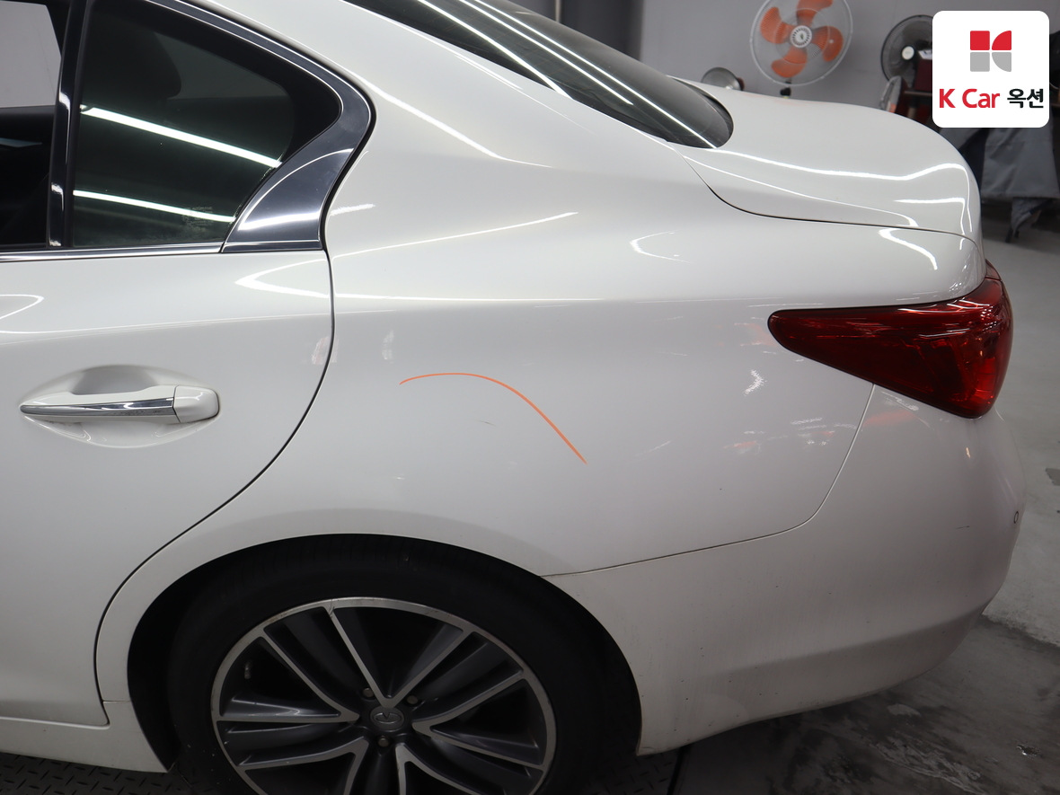 Infiniti Q50 - 40
