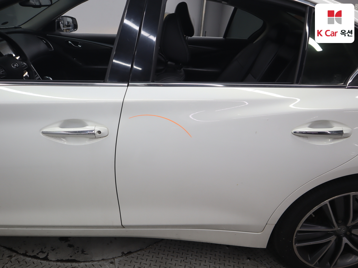 Infiniti Q50 - 39