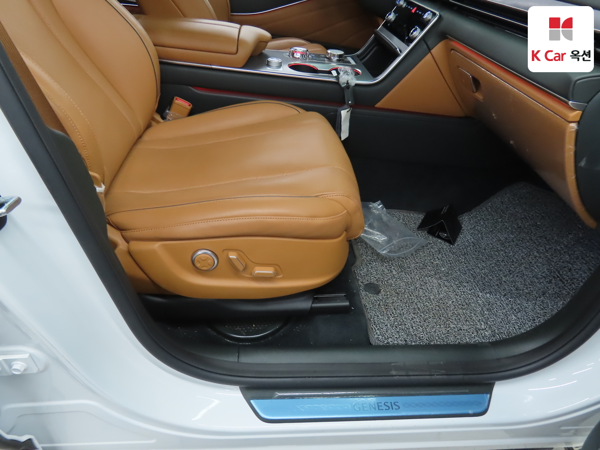 جينيسيس GV80 2024 - صورة 32